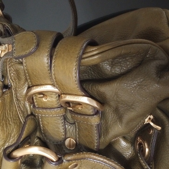 B. Makowsky olive green purse - Picture 4 of 4